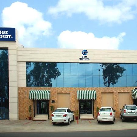 Continent Nakodar Hotel & Resorts Bagian luar foto