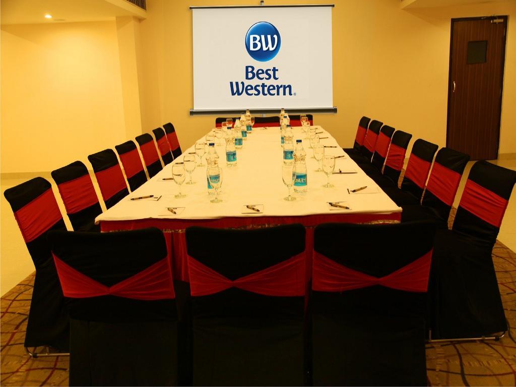 Continent Nakodar Hotel & Resorts Bagian luar foto